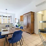 Elegant And Spacious 2 Bedroom In Center Apartamento *