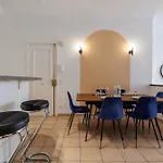 Elegant And Spacious 2 Bedroom In Center Apartamento Menton