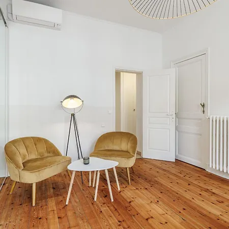 Center - Elegant&spacious 2br Apartamento