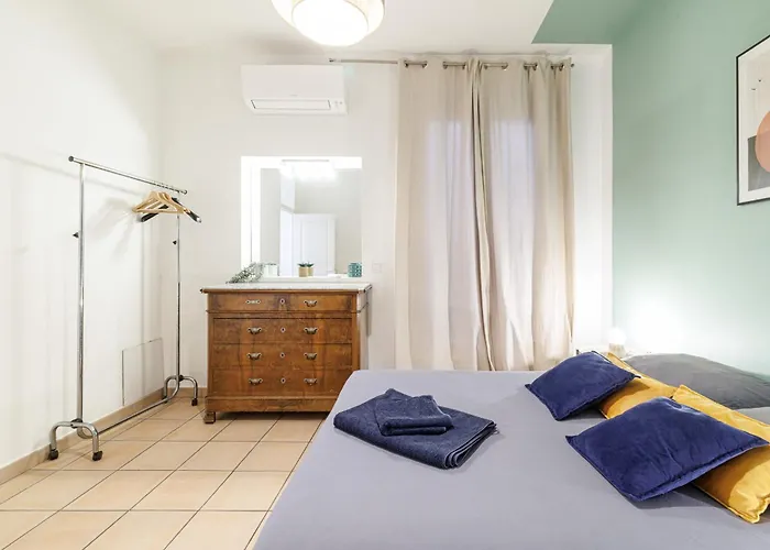 Center - Elegant&spacious 2br Apartamento Menton